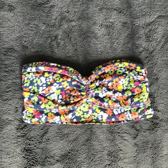 ⭐ 3 FOR $20 ⭐ Abercrombie & Fitch Floral Bandeau - Picture 1 of 6